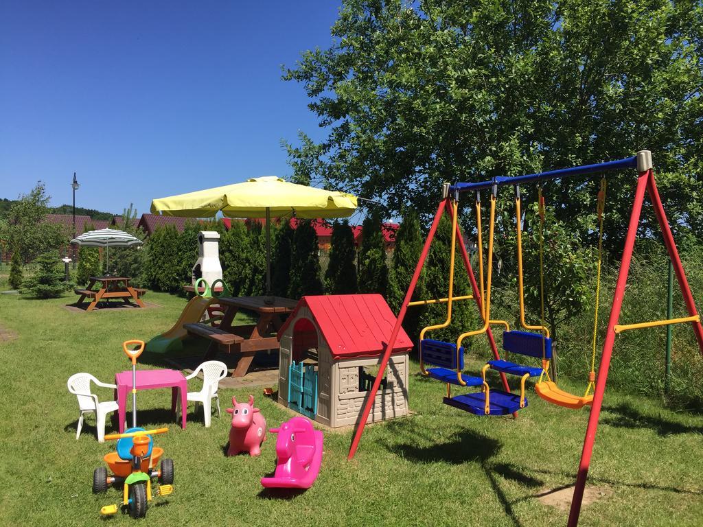 Villa Honoratka Z Prywatnym Polem Do Gry W Mini Golf Rewal Exteriér fotografie