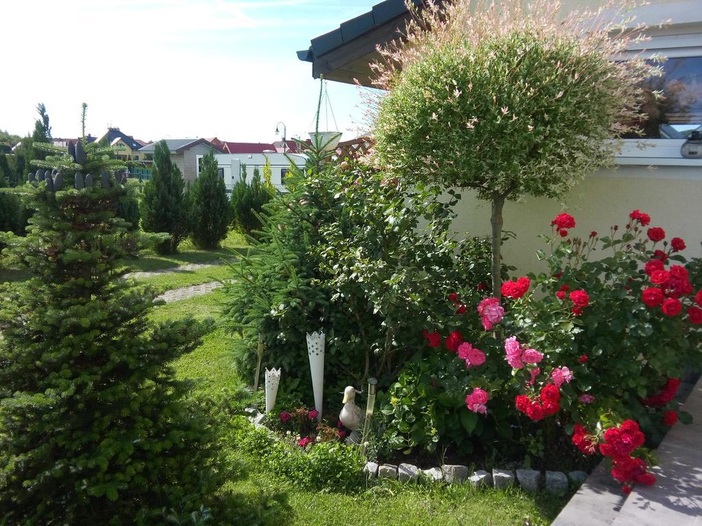 Villa Honoratka Z Prywatnym Polem Do Gry W Mini Golf Rewal Exteriér fotografie